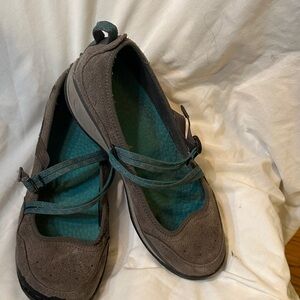 Chaco Women's Grey and Teal Flats